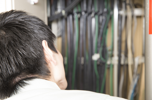 設備管理：監視盤・ポンプ・電気設備などの点検とモニタリング